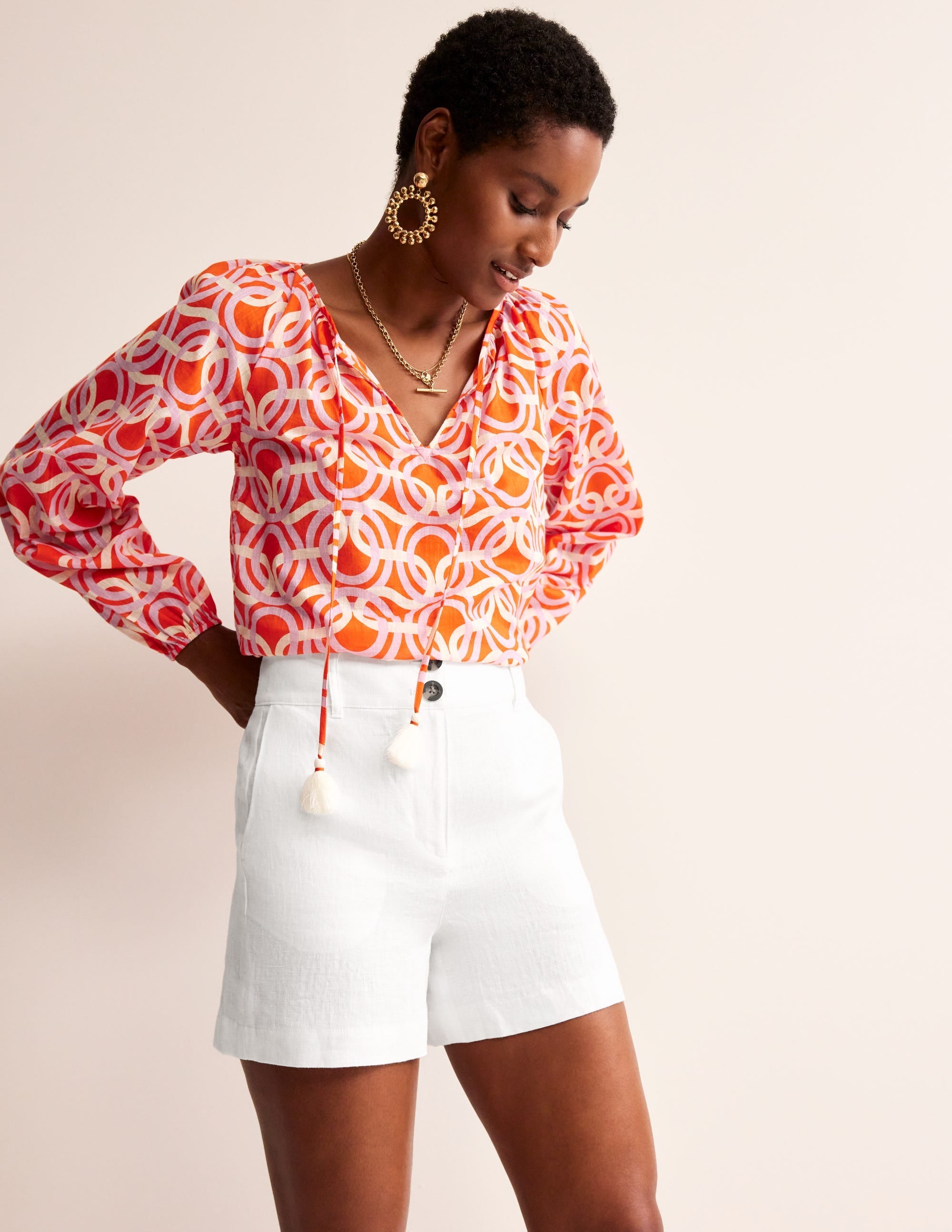 Westbourne Linen Shorts-White - Image 1