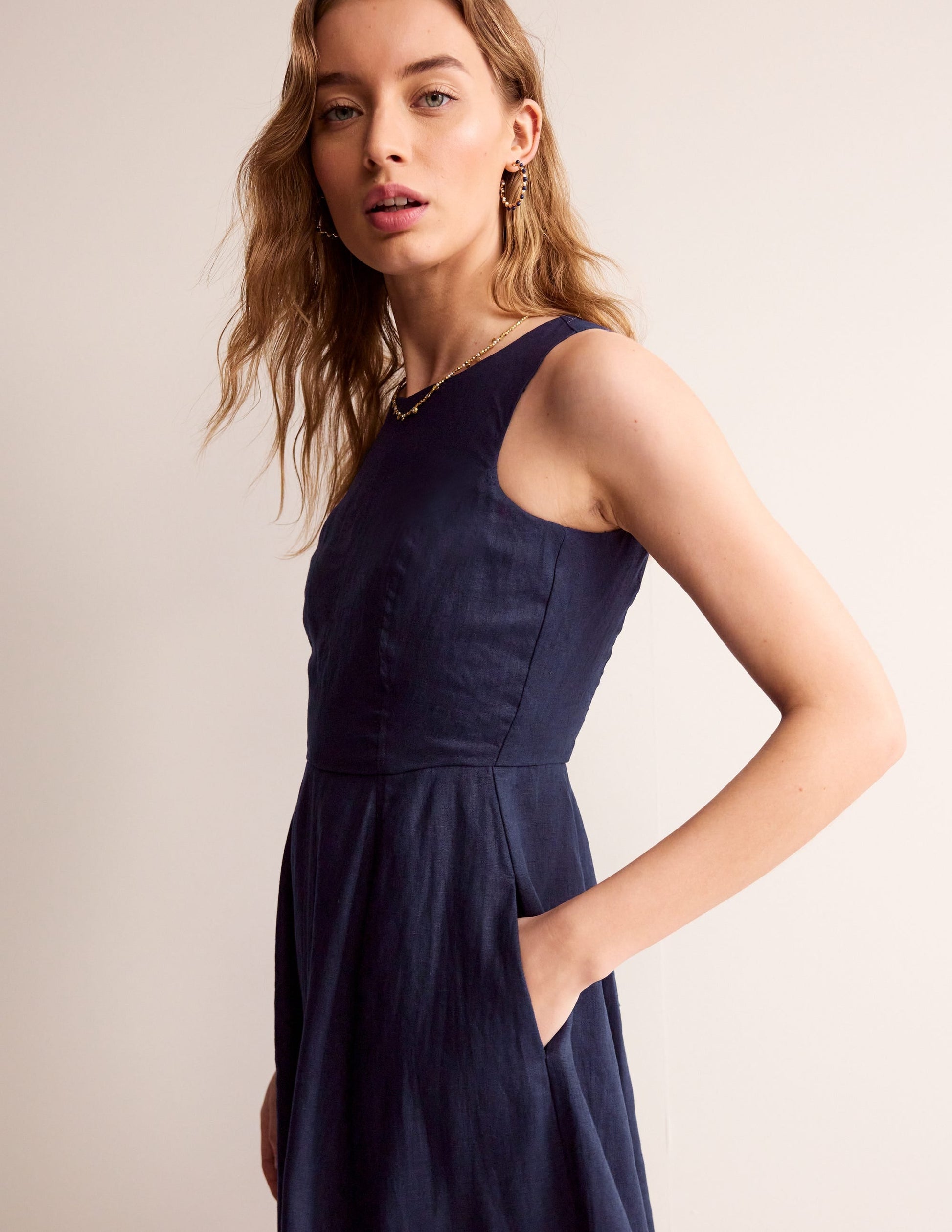 Carla Linen Midi Dress-Navy-2