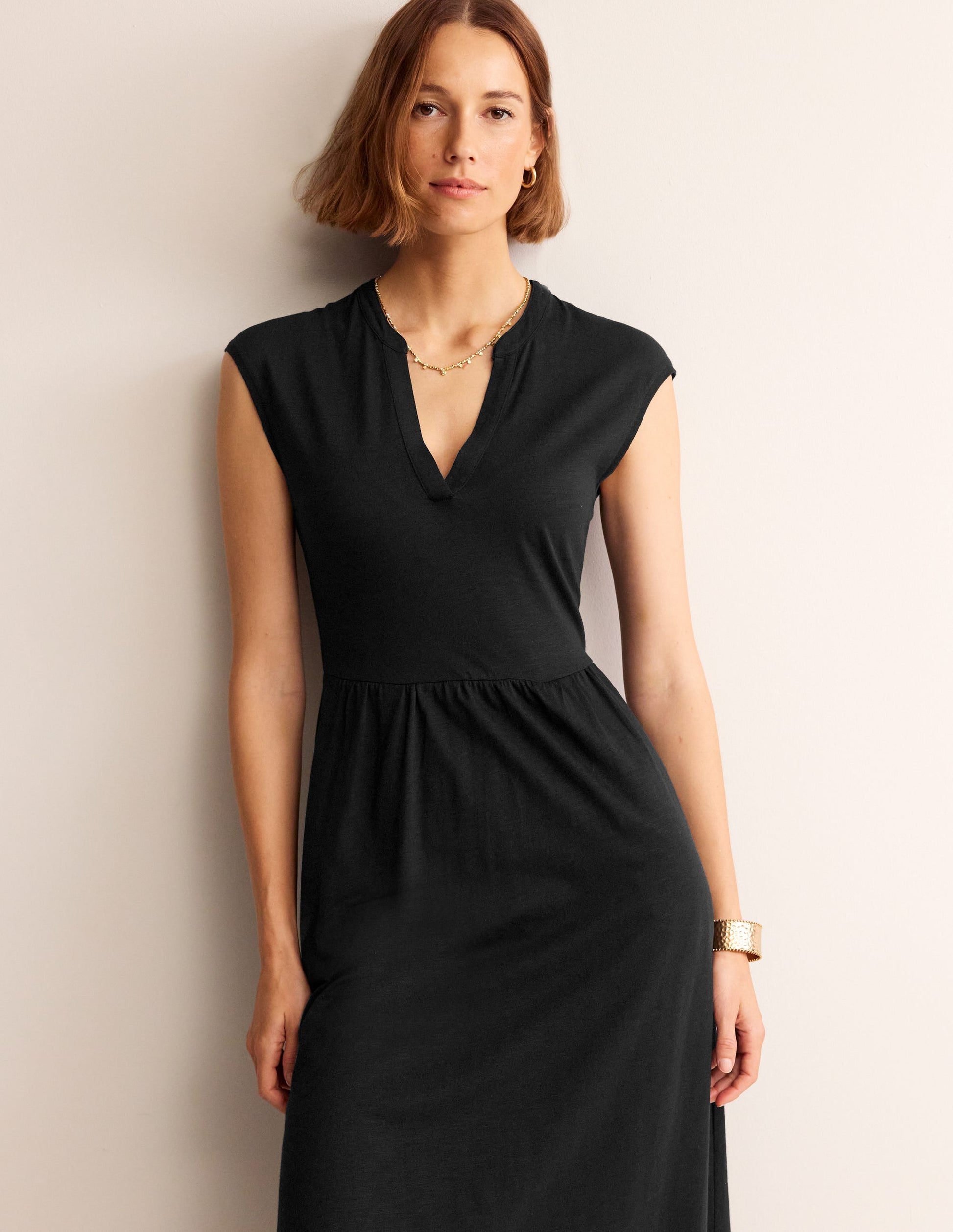 Chloe Notch Jersey Midi Dress-Black-4
