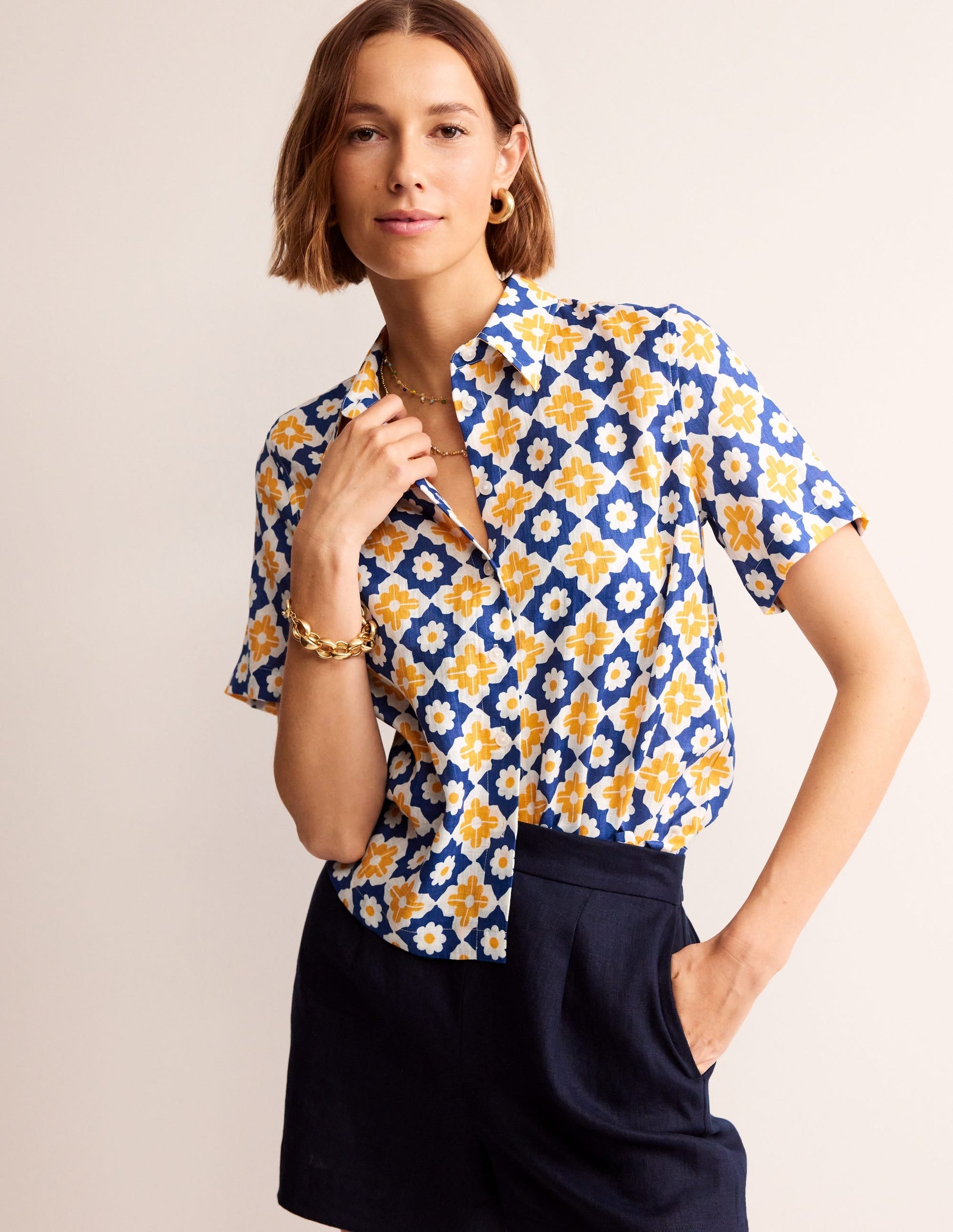 Hazel Short Sleeve Linen Shirt-Surf The Web, Geometric Stamp-4