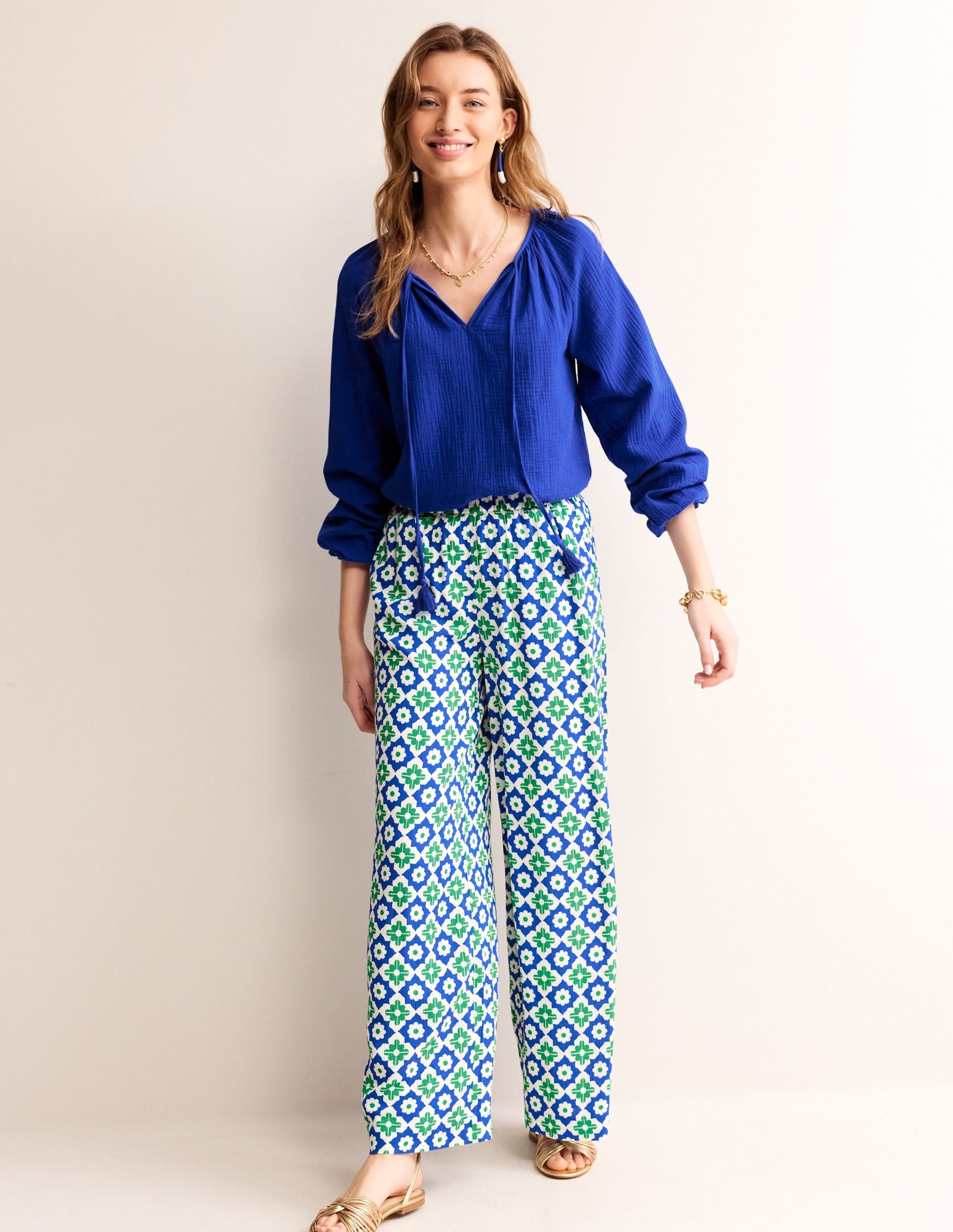 Doublecloth Blouson Sleeve Top-Surf the Web-4