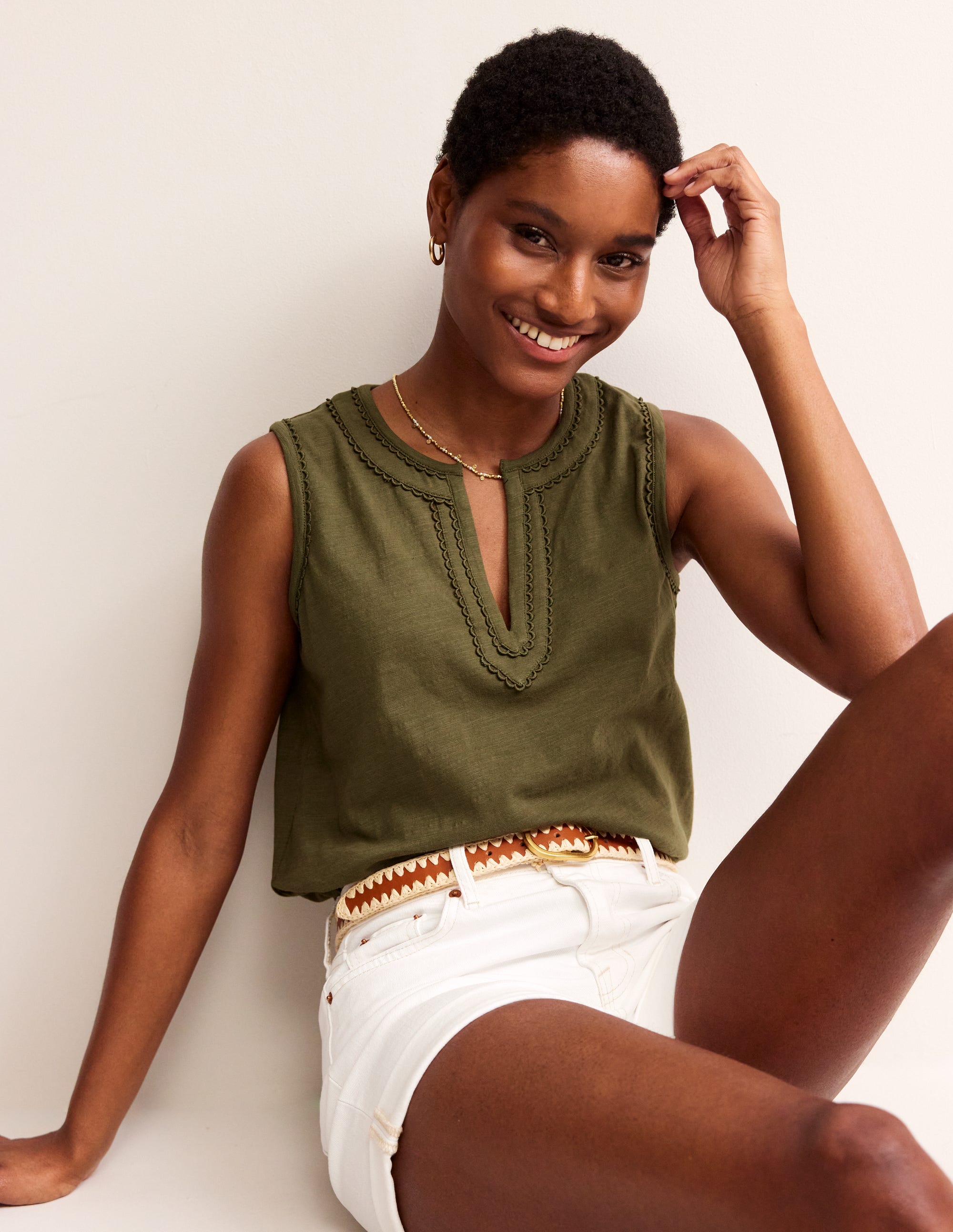Trim Detail Vest-Winter Moss - Image 2