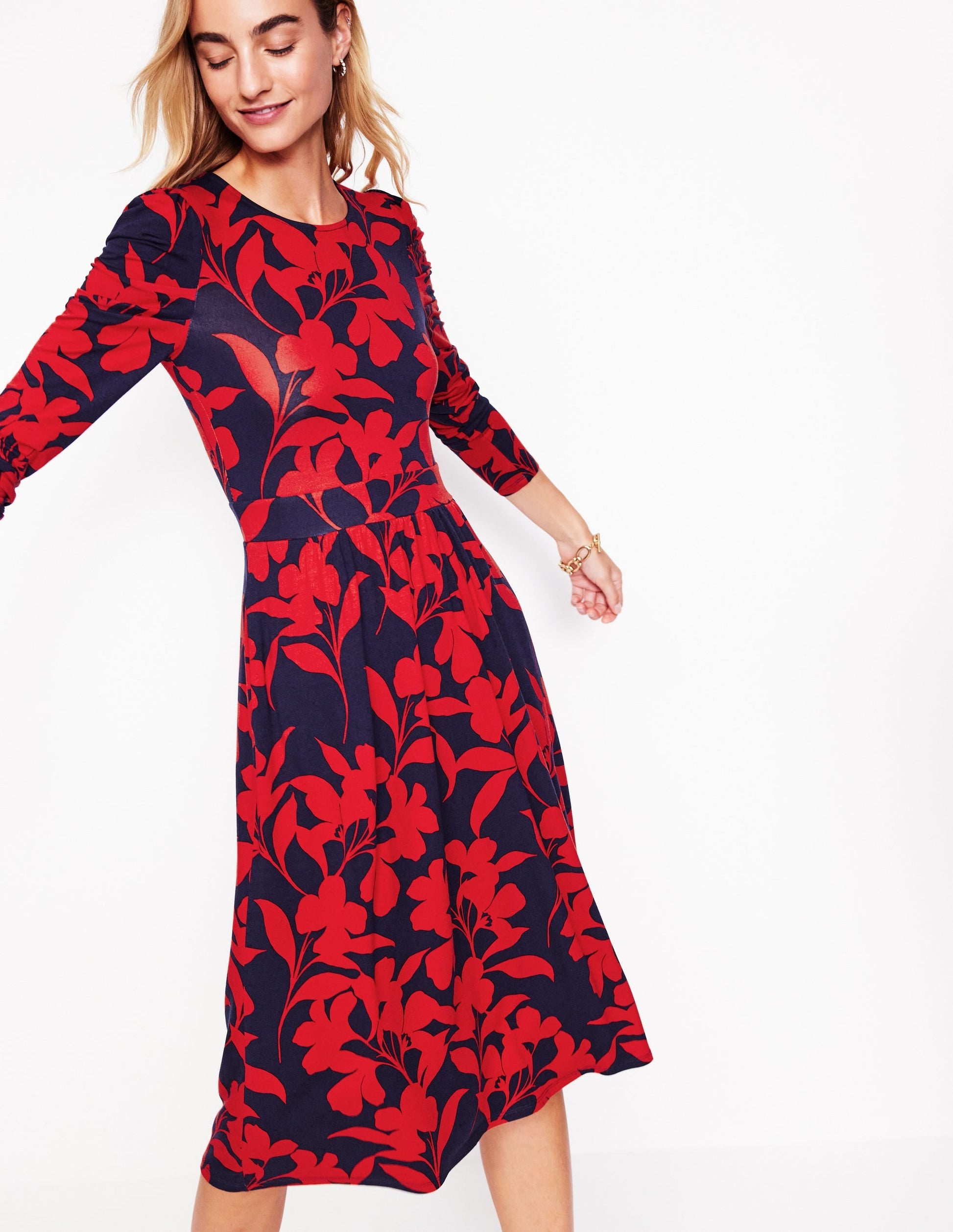Puff Sleeve Blouson Dress-Red, Silhouette Bloom-4