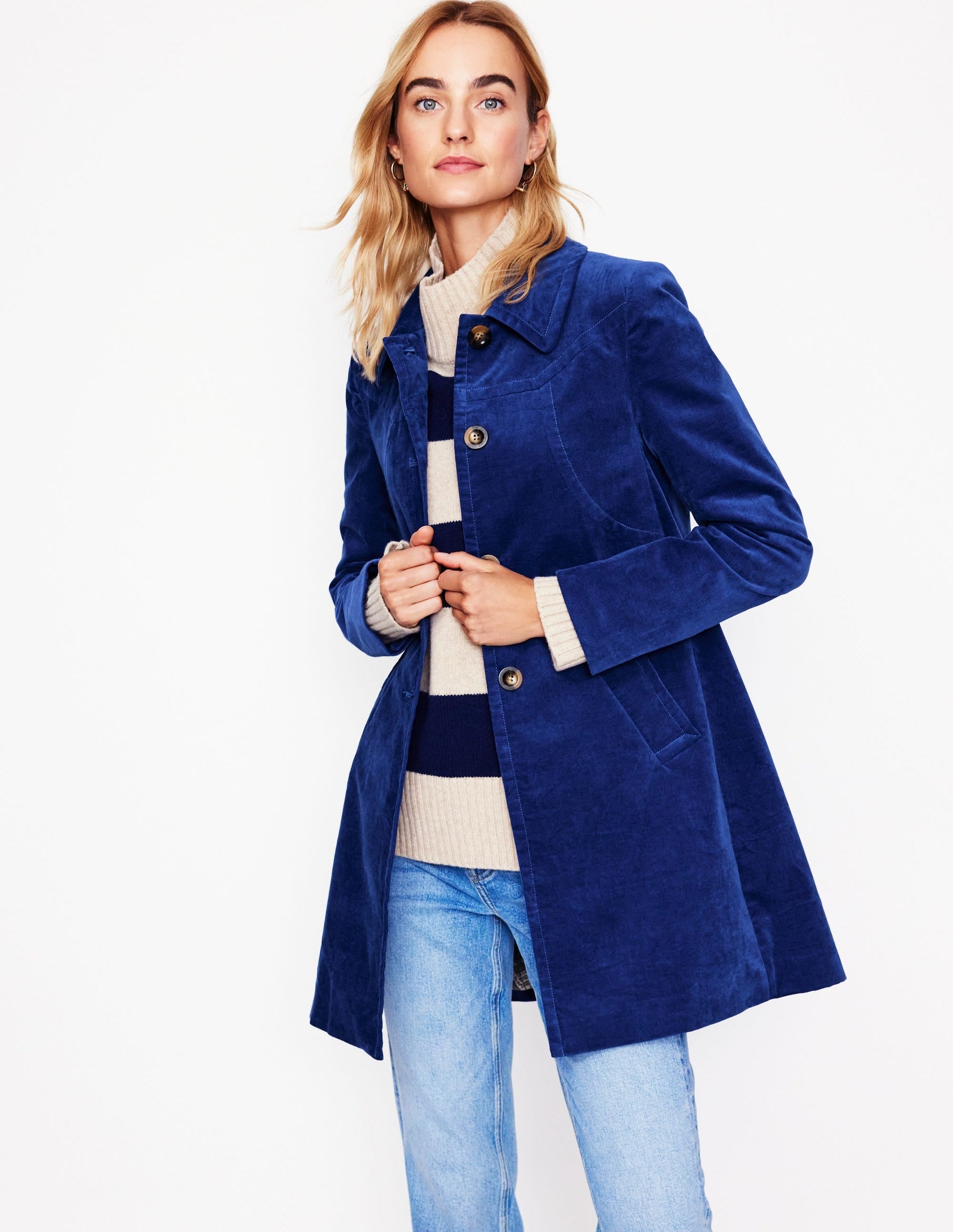 Lincoln Velvet Coat-Blue-4