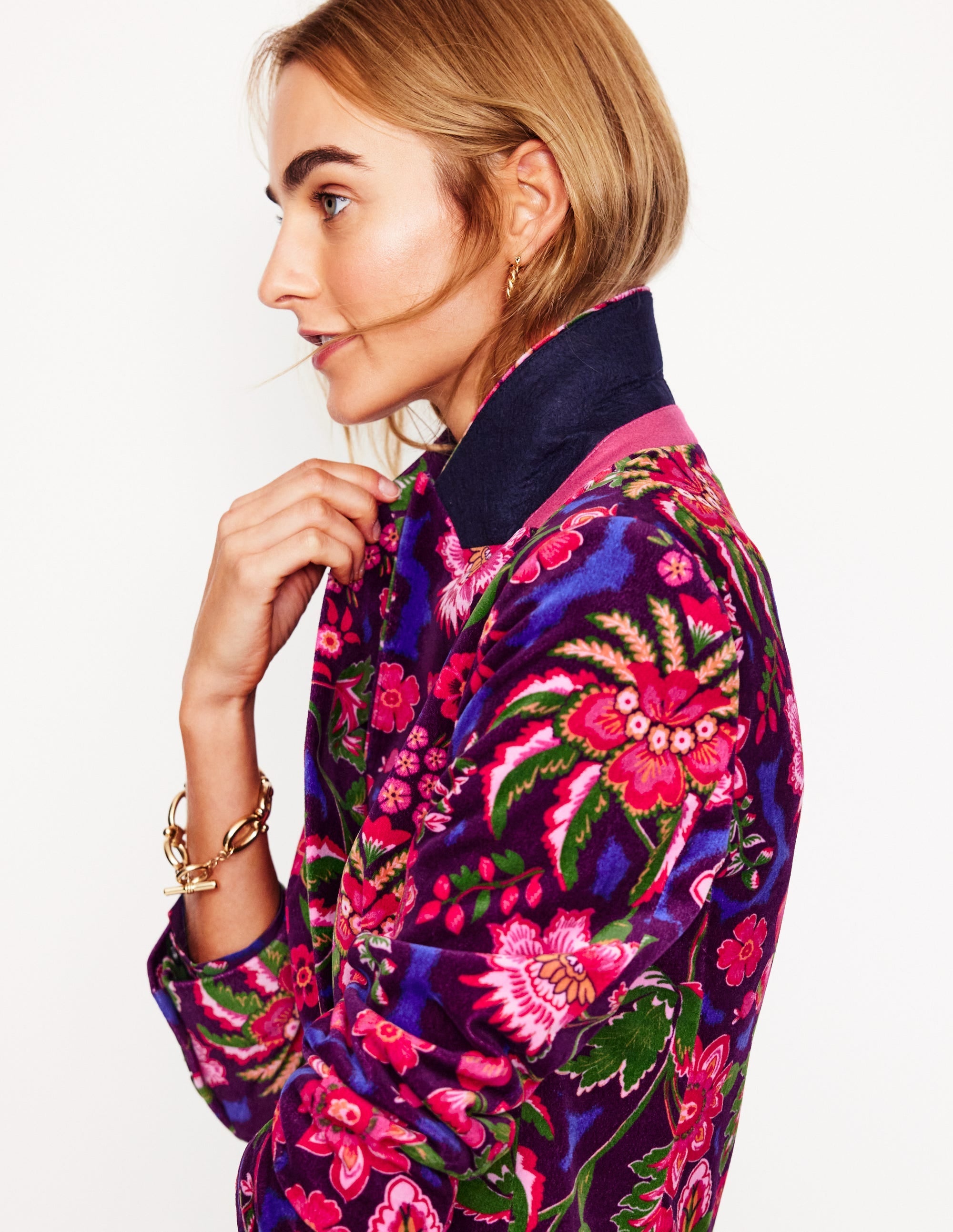 Marylebone Velvet Blazer-Blossom Flourish - Image 5