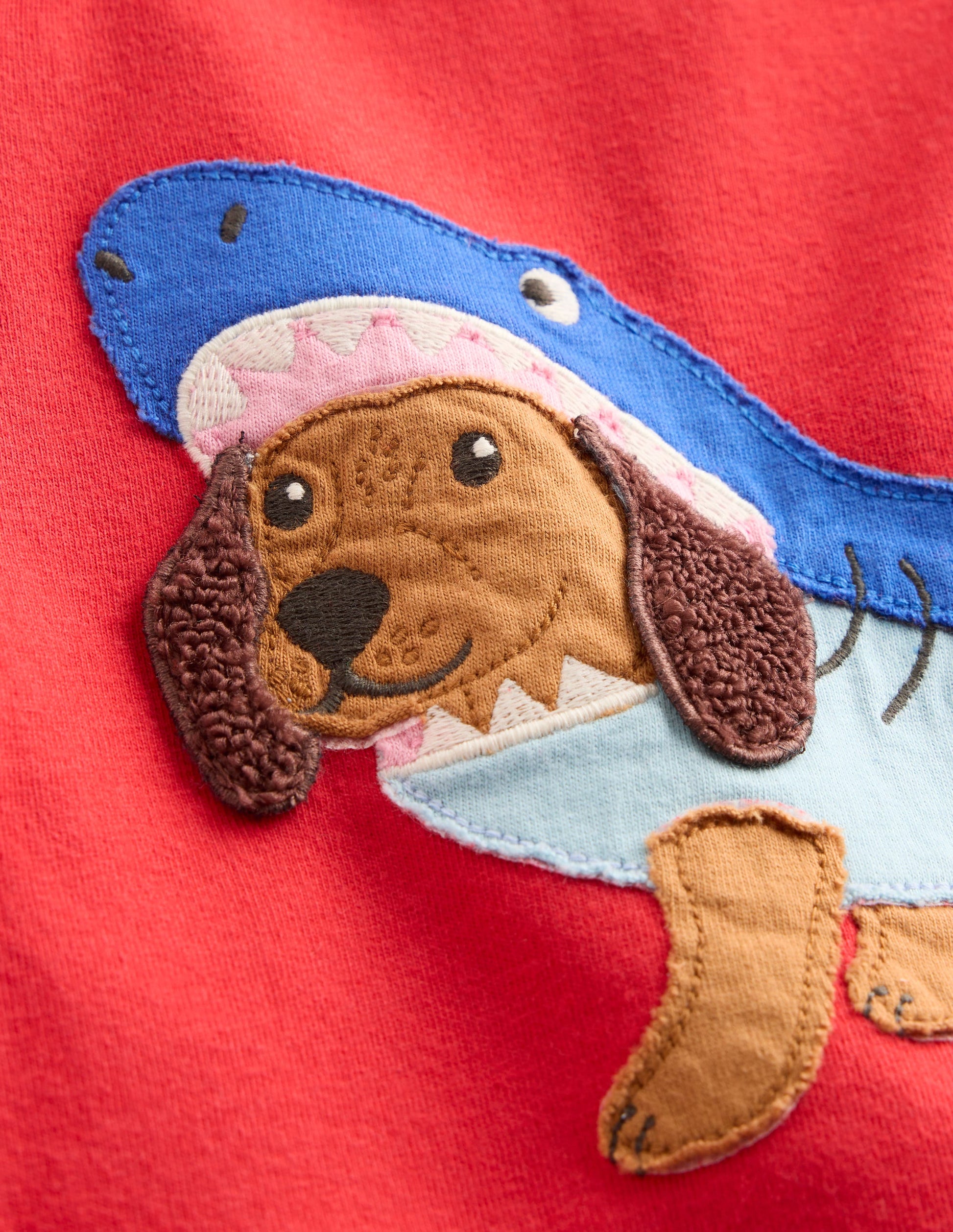 Short Sleeve Appliqué T-shirt-Rockabilly Red Dog Shark-3