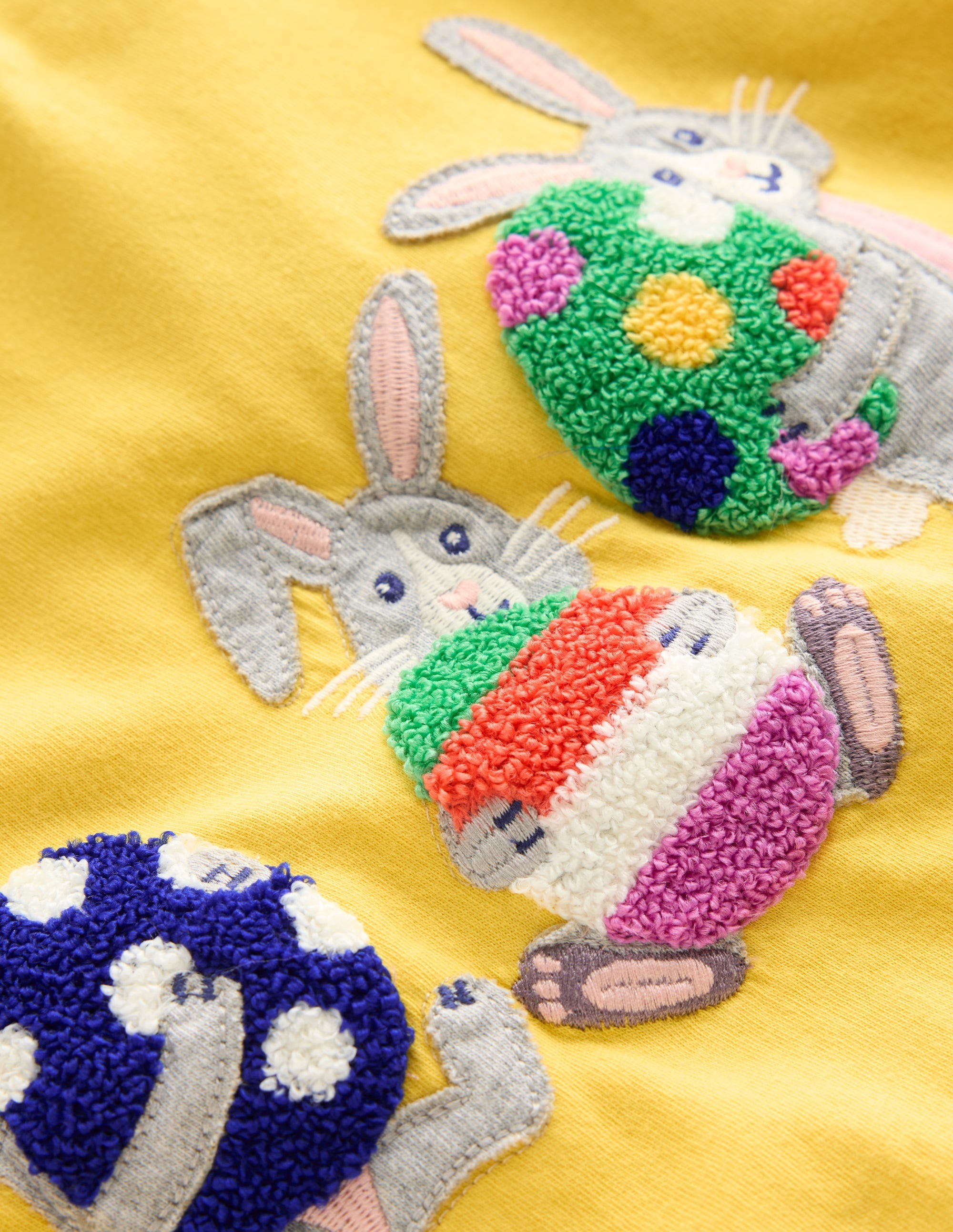 Short Sleeve Appliqué T-shirt-Lemon Yellow Bunnies - Image 4