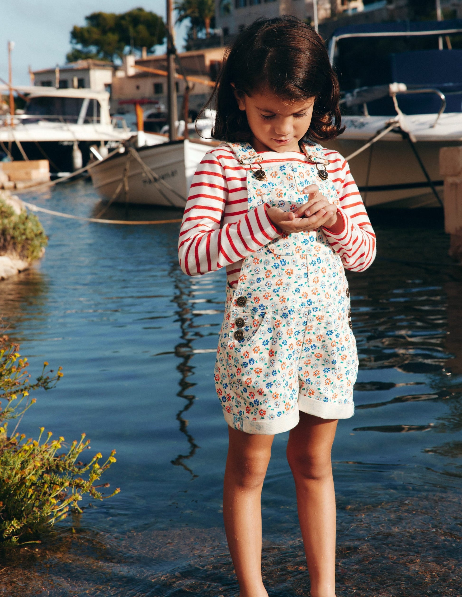 Heart Pocket Short Dungarees-Vanilla White Vintage Daisy-1