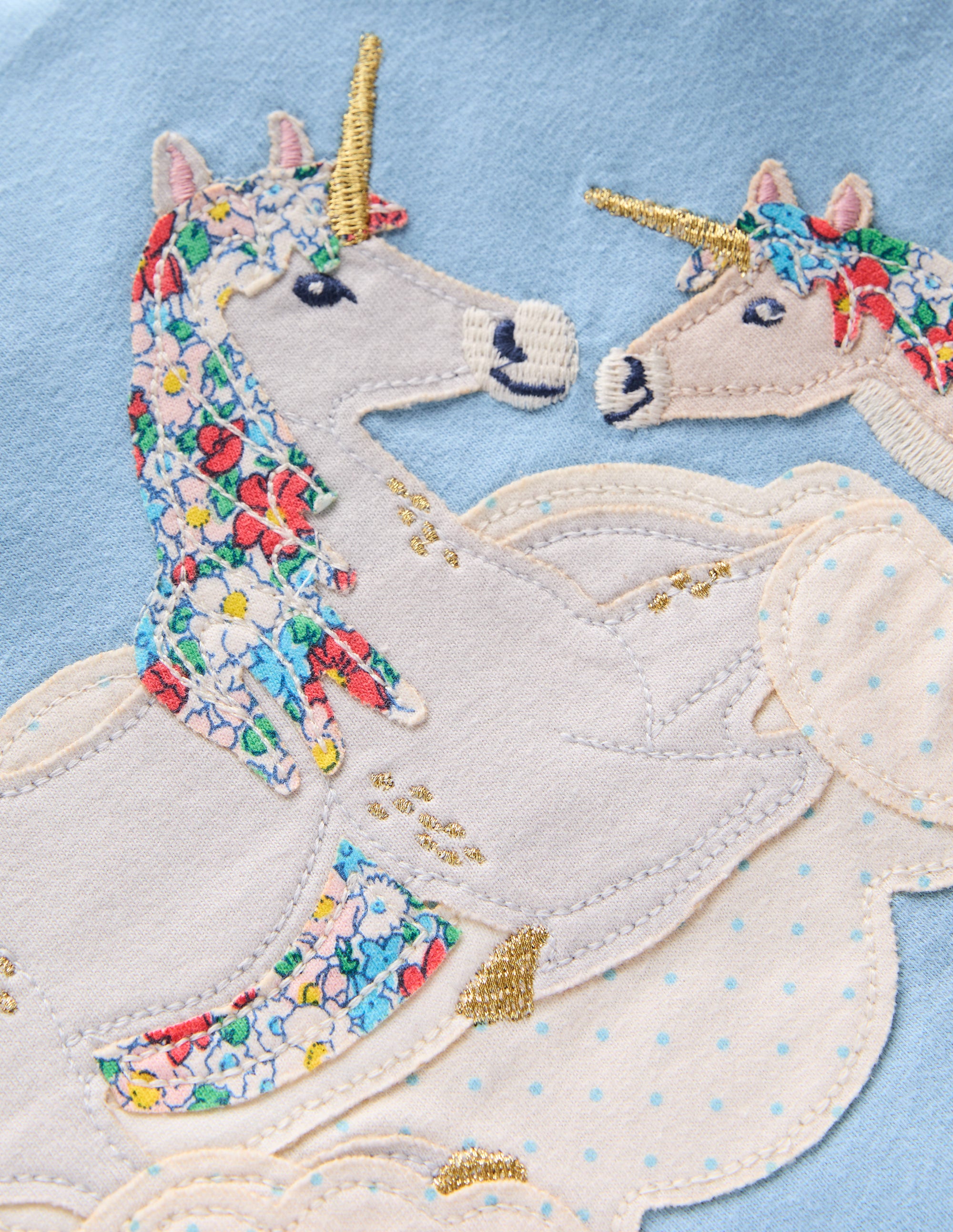 Puff Sleeve Appliqué T-shirt-Glacier Blue Unicorns - Image 3