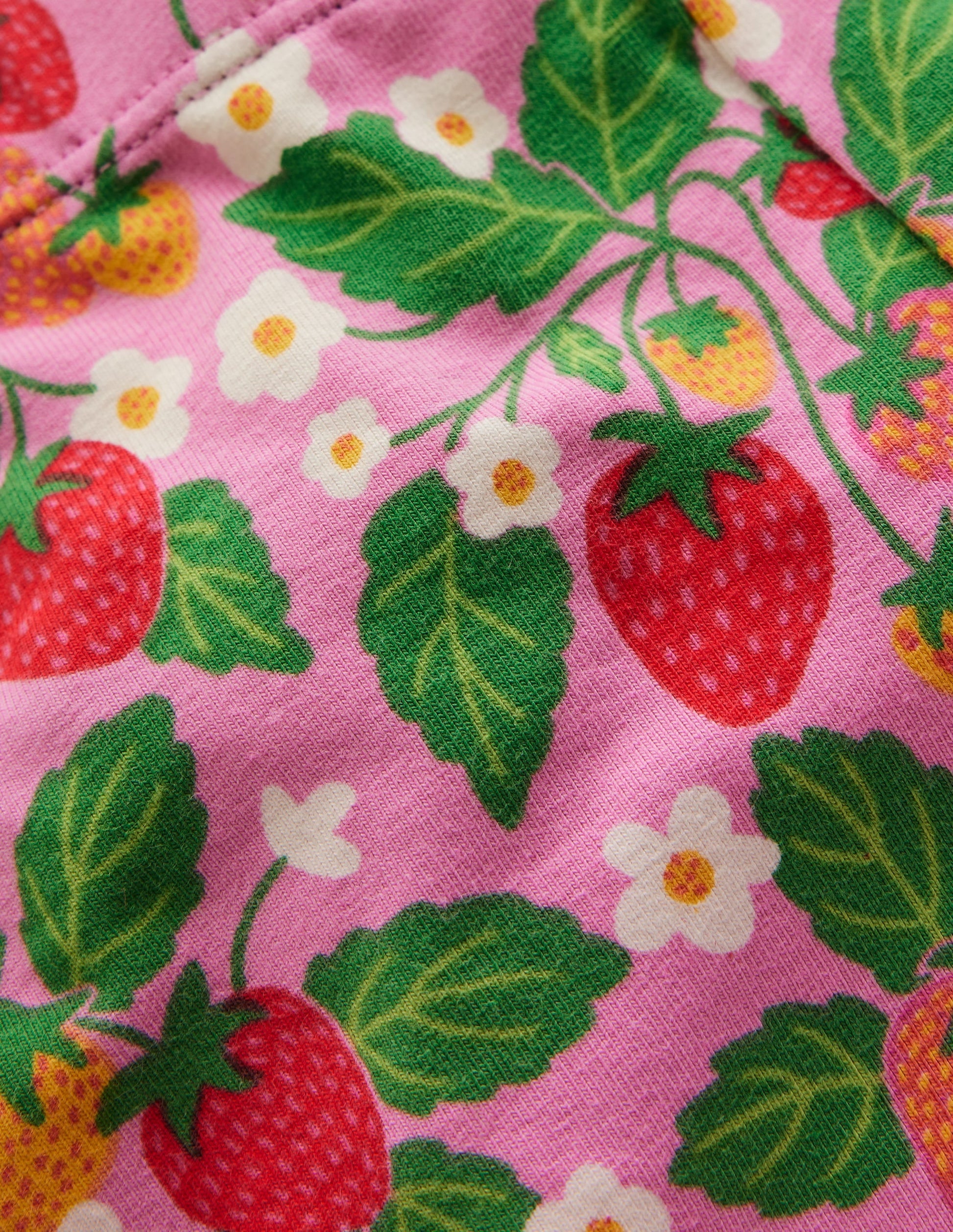 Cartwheel Shorts-Cosmos Pink Strawberry Patch-3