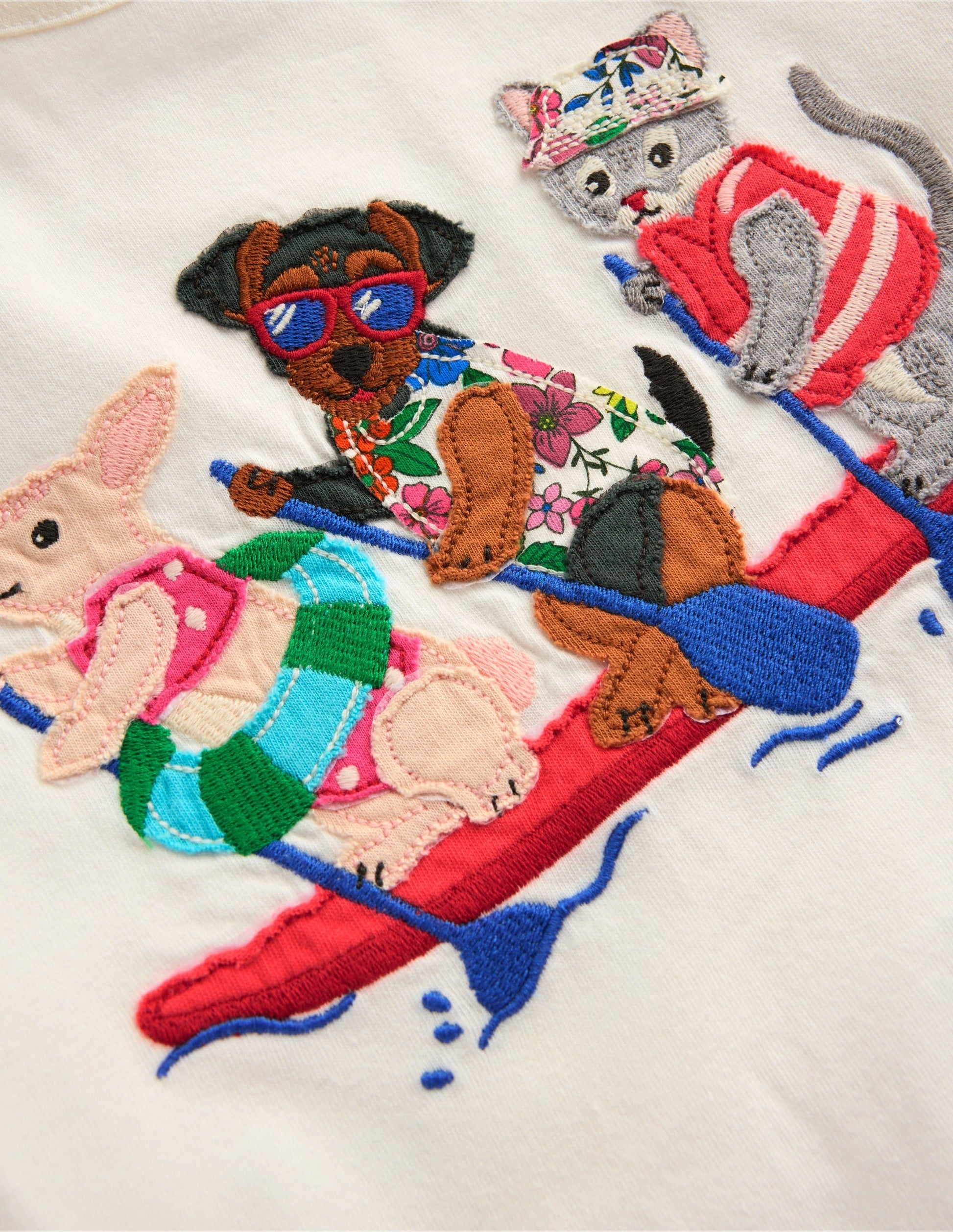 Short Sleeve Applique T-shirt-Ivory Rafting Pets-3