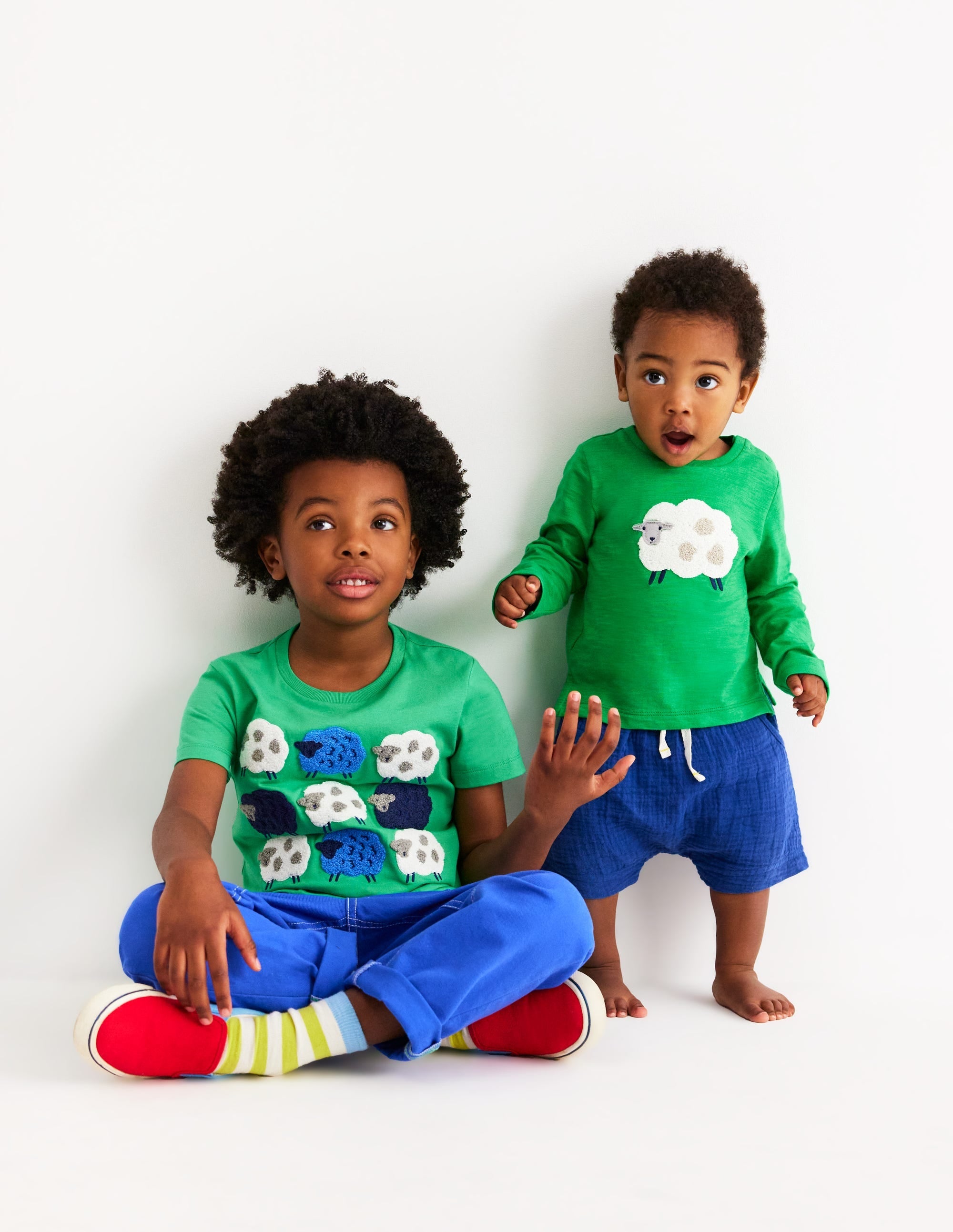 Bouclé Logo T-shirt-Sapling Green - Image 5