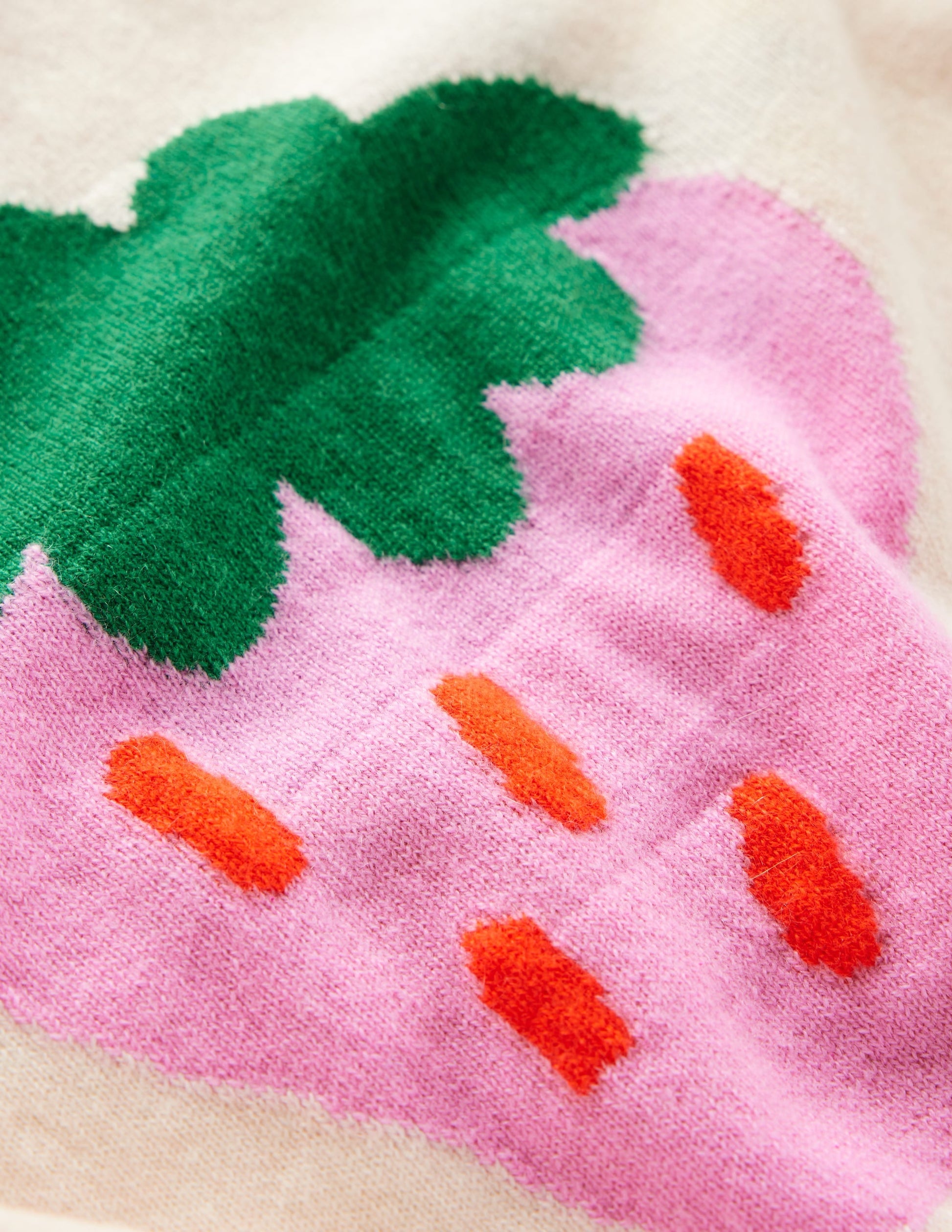 Lydia Cashmere Jumper-Ecru, Strawberries-8