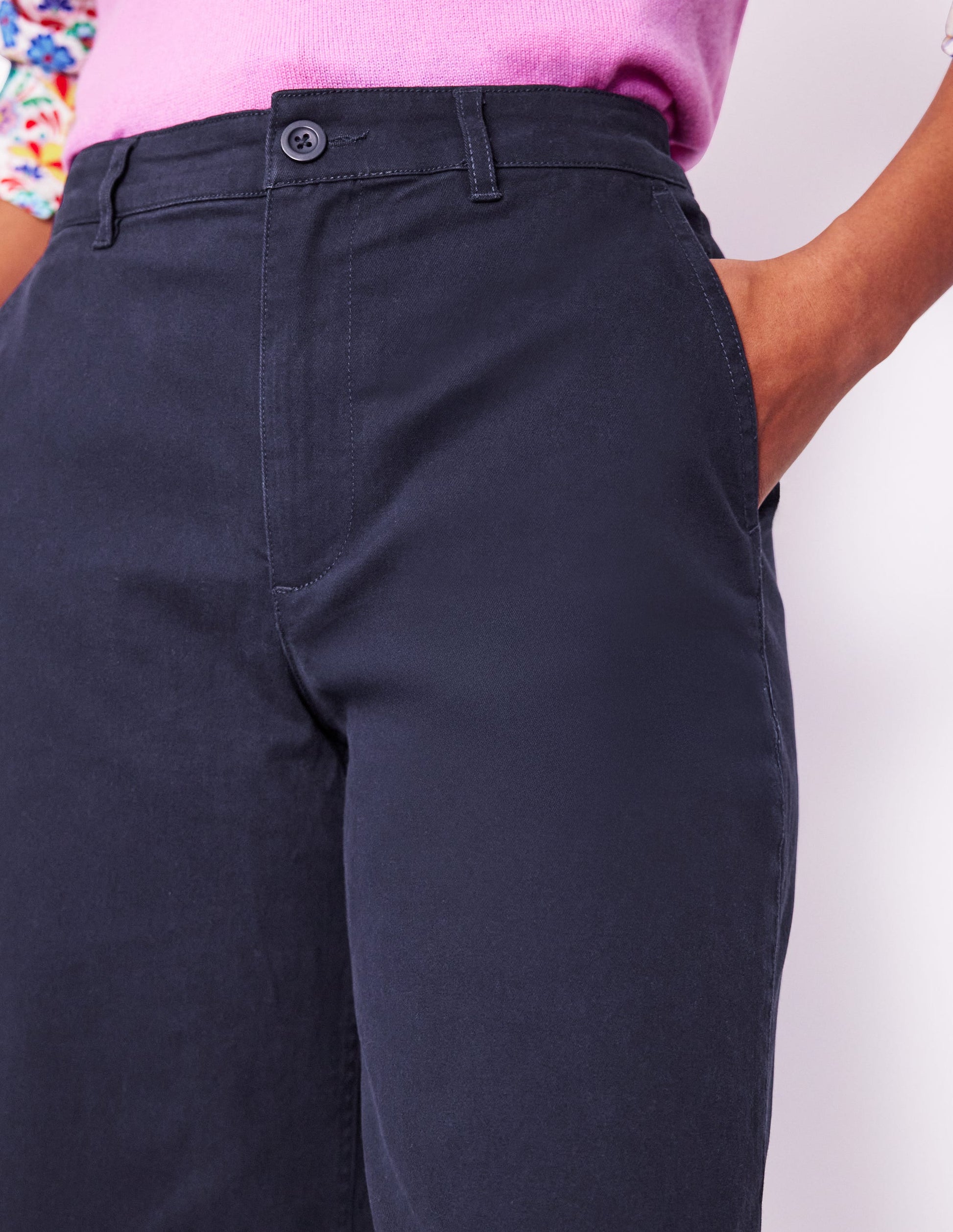 Barnsbury Crop Chino Trousers-Navy-5