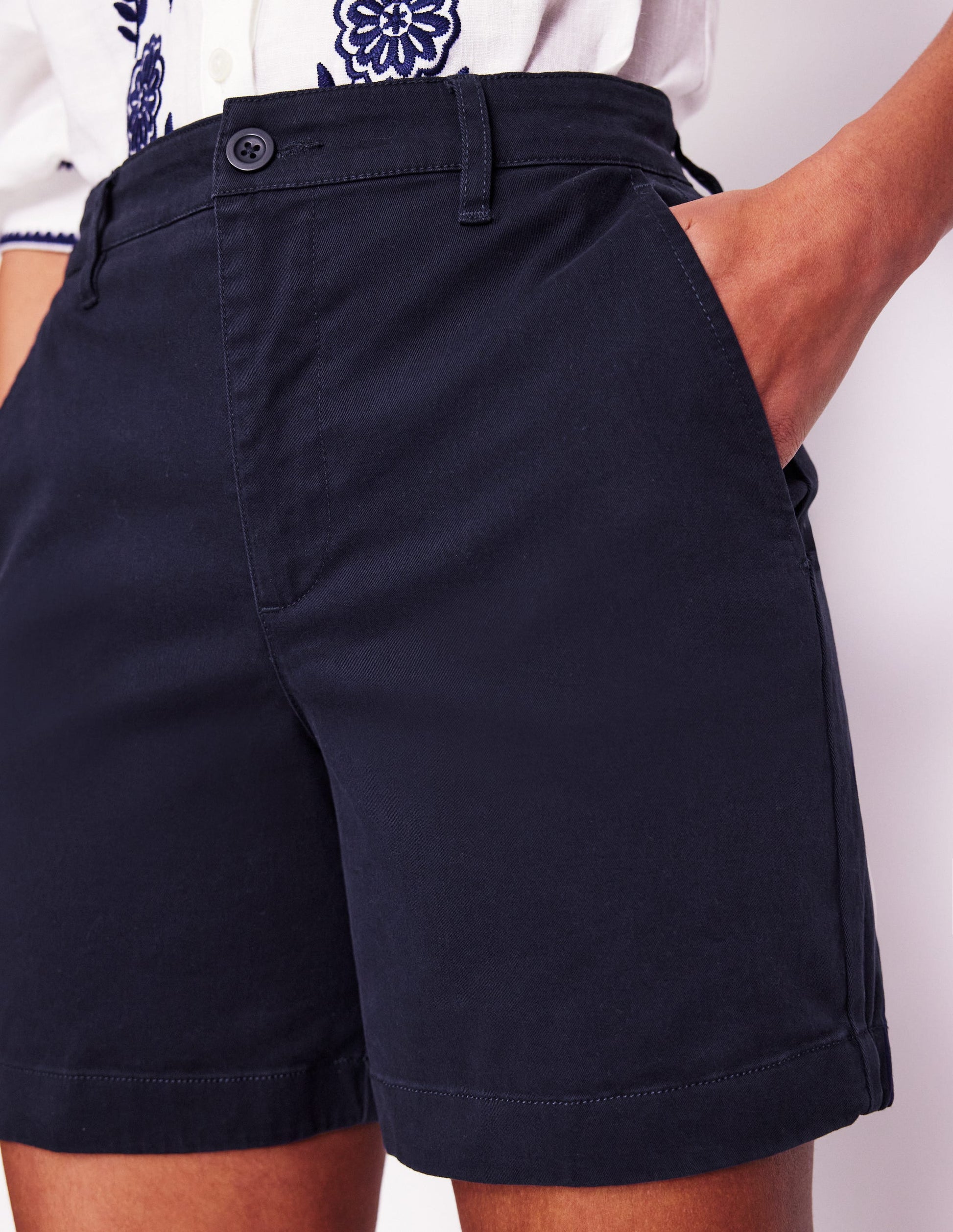 Barnsbury Chino Shorts-Navy-5