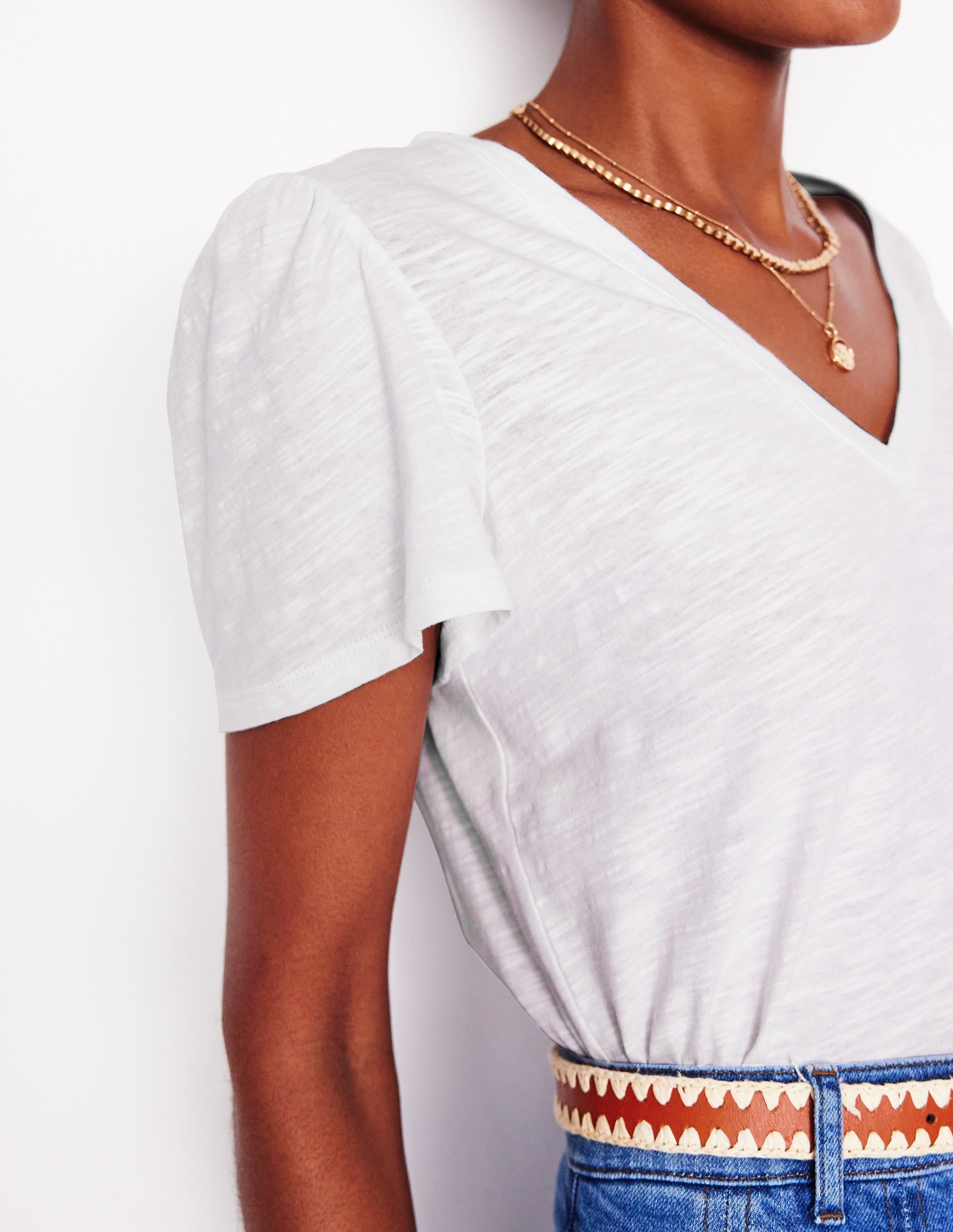 Short Sleeve V Neck T-shirt-White - Image 2