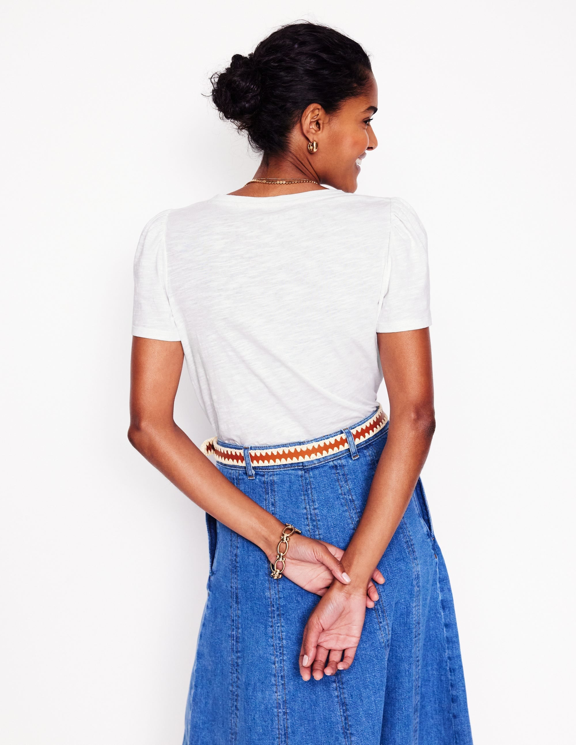 Short Sleeve V Neck T-shirt-White - Image 3