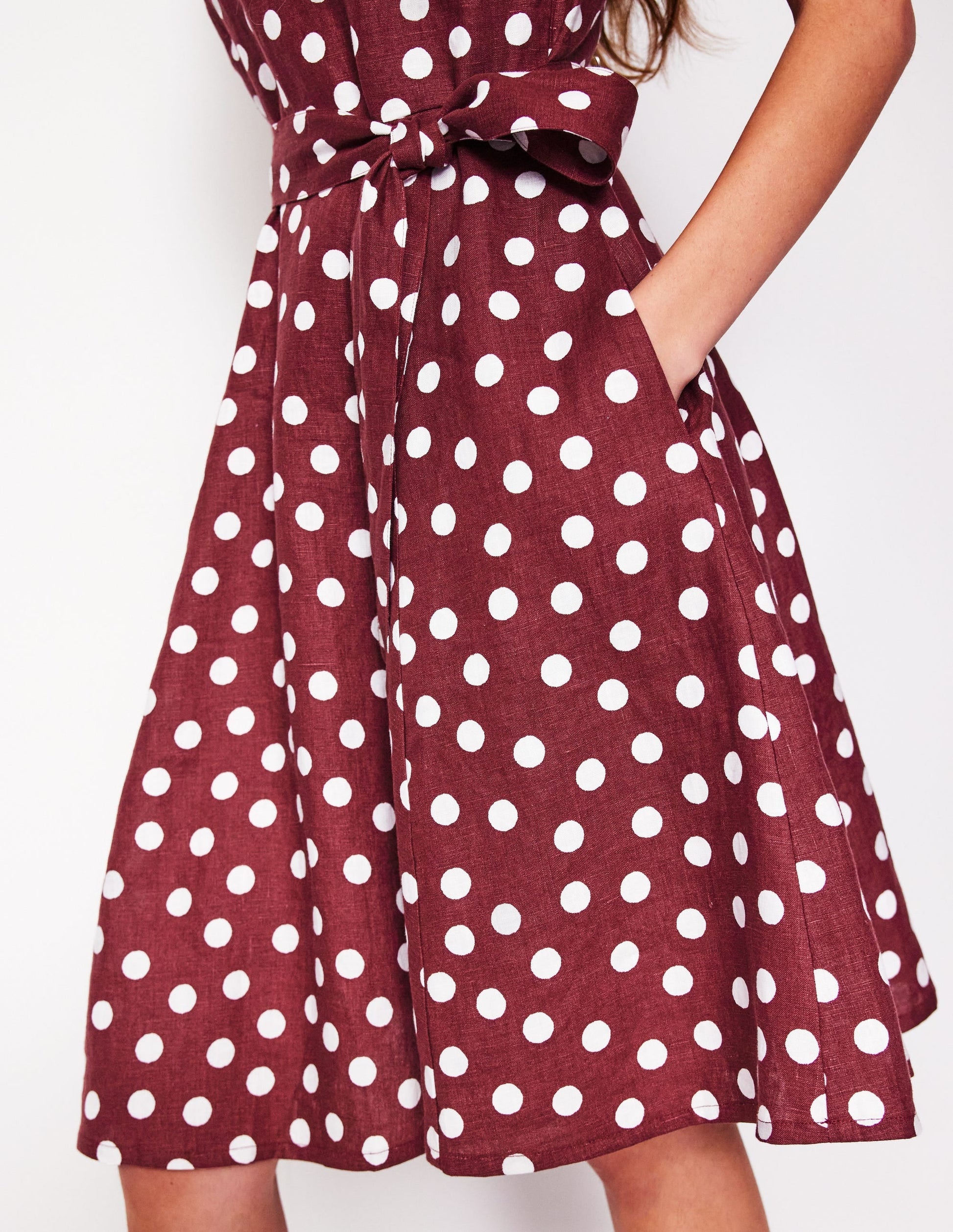 Anya Sleeveless Linen Dress-Chestnut, Abstract Dot-2