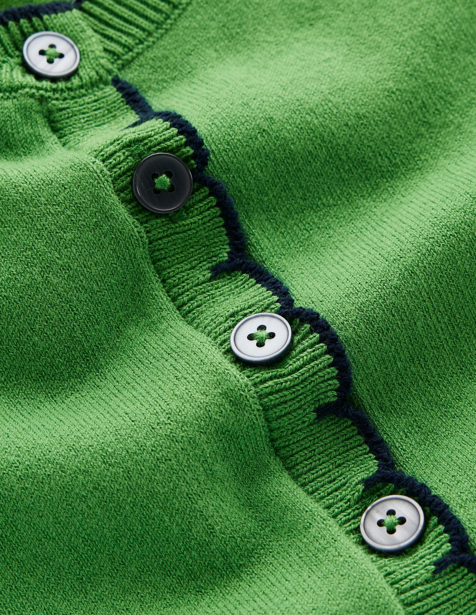 Pru Scallop Trim T-shirt-Paradise Green-9