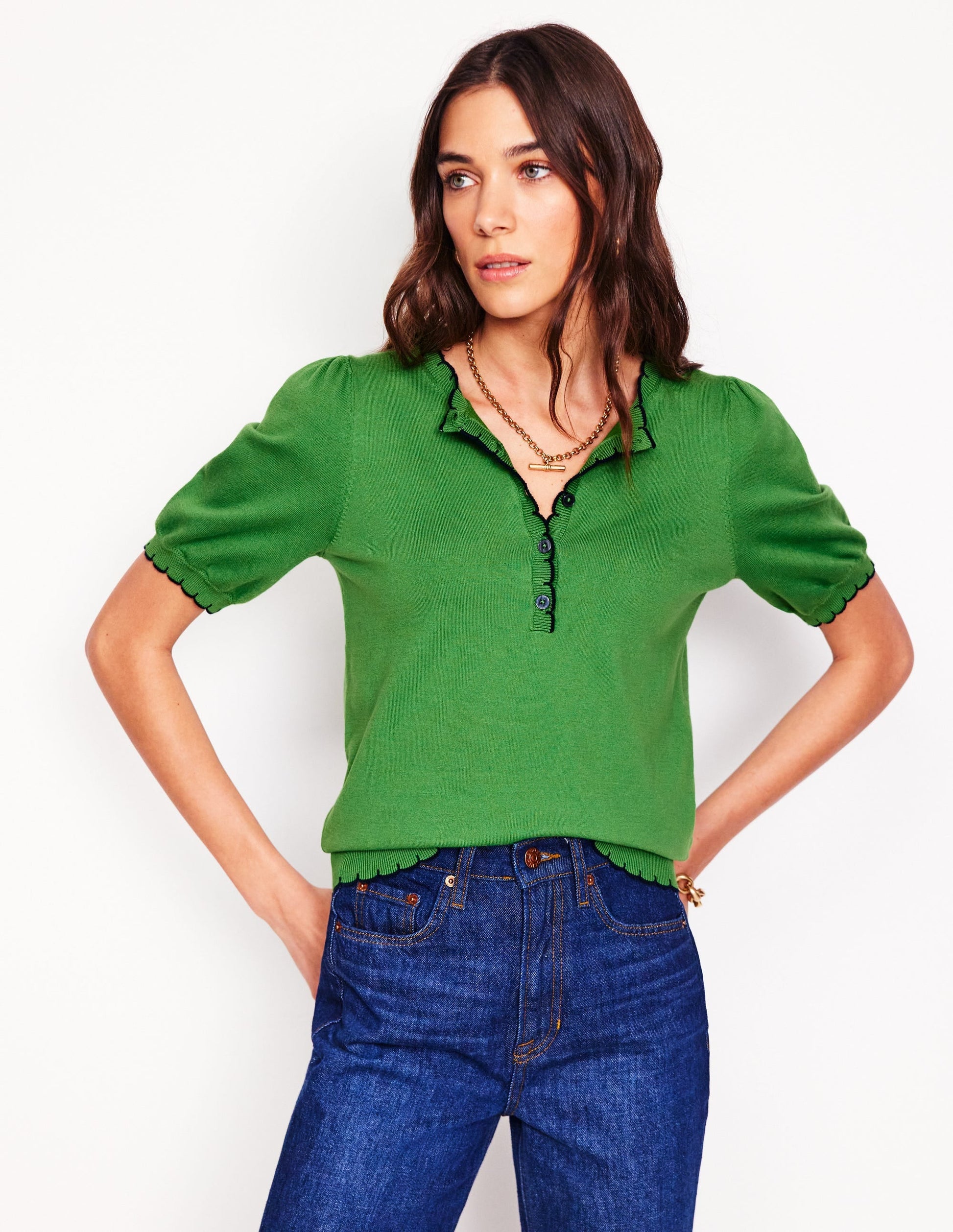 Pru Scallop Trim T-shirt-Paradise Green-5