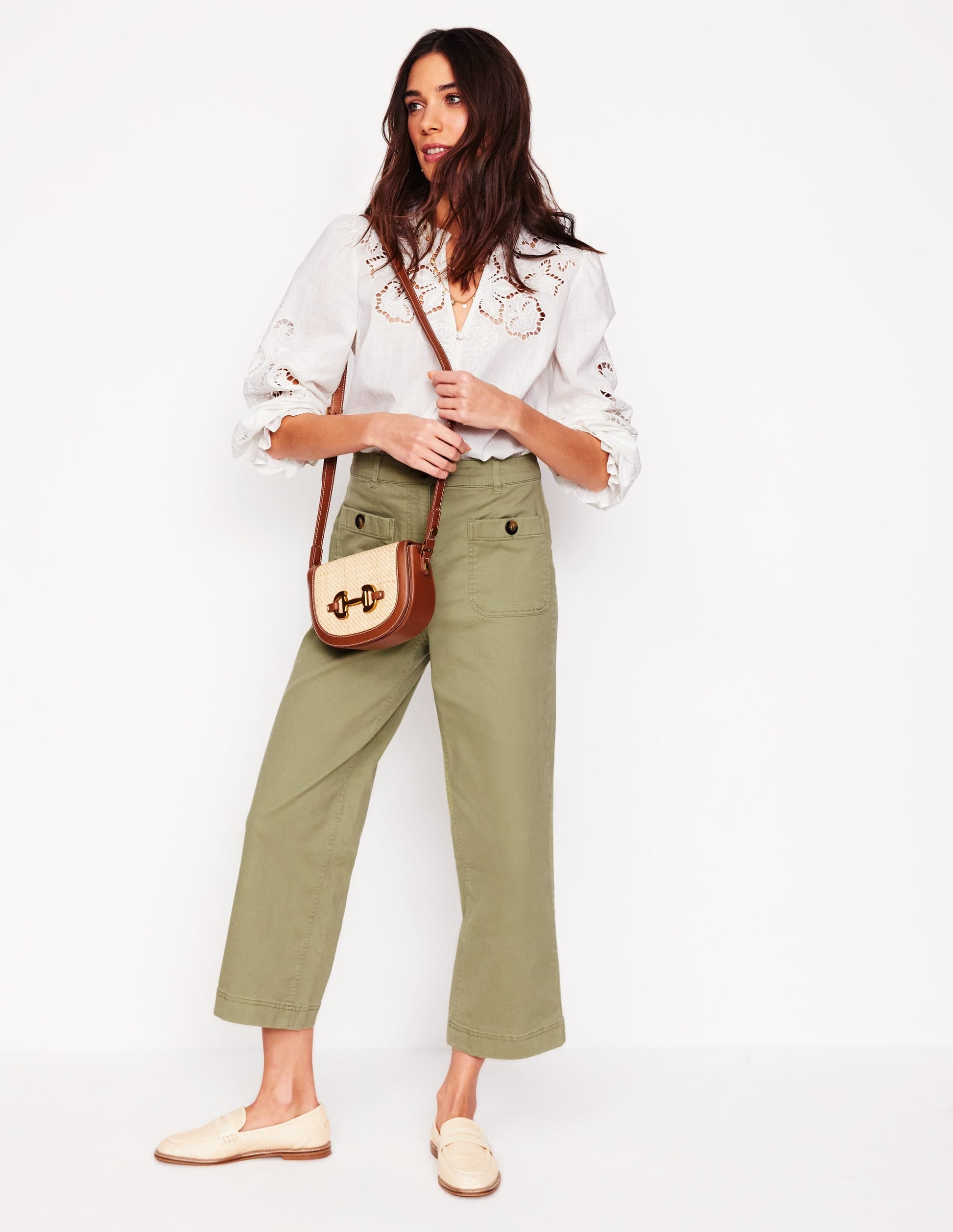 Patch Pocket Crop Chino-Larch Green-1